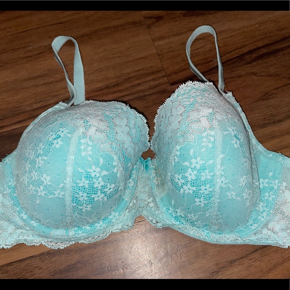 VS Laced Bra- SZ 36/D